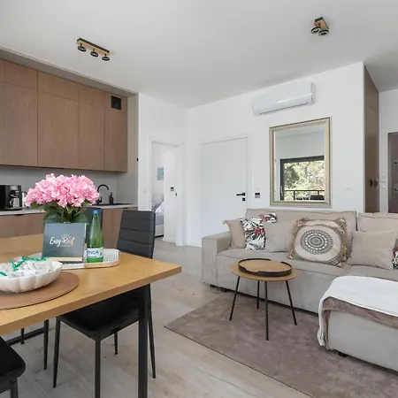 Appartamento Bellevue - 50m Od Plazy - 2 Sypialnie - Widok Na Morze - Easy - Rent *